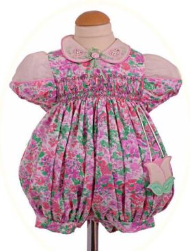 Baby girl's romper