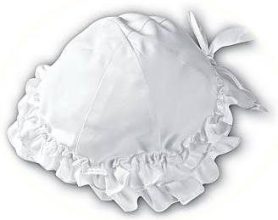 Baby girl's frilly sun hat