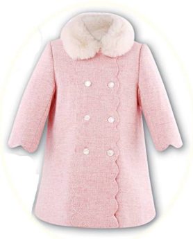 Little girl's coat with fur collar